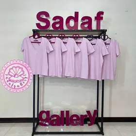 تیشرت صورتی یقه هفتsinsay