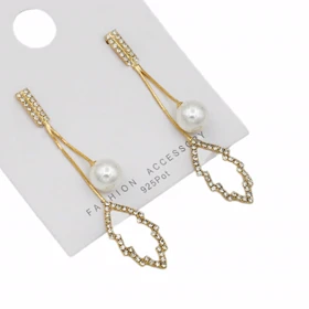 گوشواره زنانه مدل مروارید نگین (طلایی)