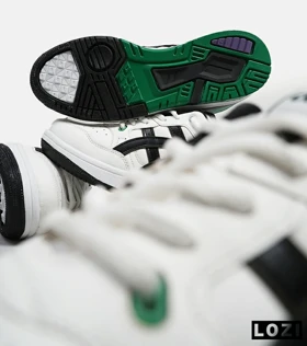 کفش کتانی مردانه سفید مشکی سبز ASICS TIGER RUNNER II