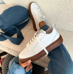 ونس مکویین ساده دخترانه