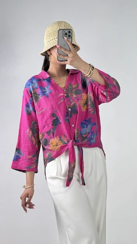 شومیز گره‌ای گل‌دار کد 500674 (سرخابی)