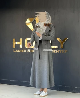 کت و دامن دیپلمات
