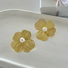 گوشواره گل فانتزی بزرگ کد 729