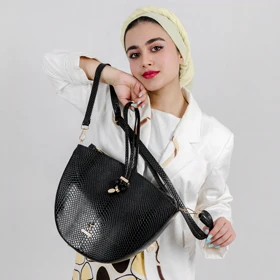 کیف دوشی و دستی زنانه چرم یلسان مدل گلوریا کد 089-MRV