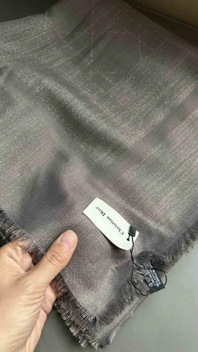 روسری کشمیر لمه وارداتی برند (طوسی برند دیور خطی)