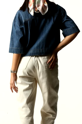 شومیز آستین کوتاه کراپ زنانه