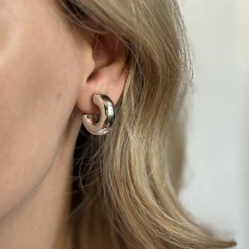 گوشواره نقره ای نیم حلقه