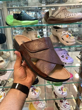صندل مردانه نیکتا مدل چسبی brown