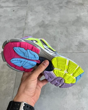 کتانی BALENCIAGA RUNNER هفت رنگ