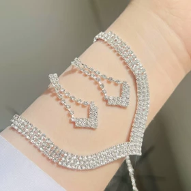 نیم ست جواهری گردنبند و گوشواره
