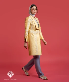 مانتو گلدوزی