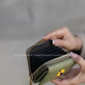 کیف پول و جاکارتی نیل