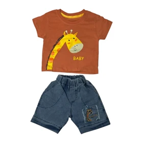 ست تیشرت و شلوارک پسرانه مدل زرافه PJ1139