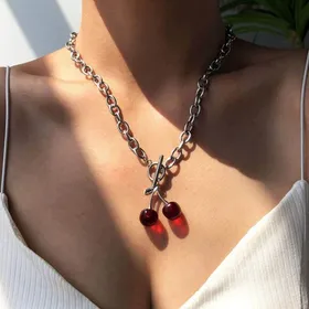 گردنبند گیلاس پینترستی