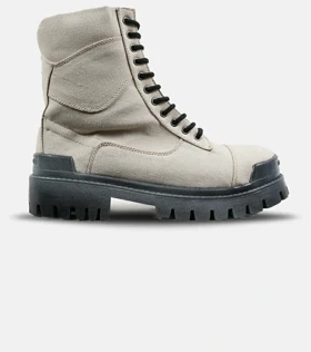 بوت مردانه کرم شیری BALENCIAGA مدل 6738