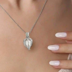 گردنبند مروارید عشق گردنبند مروارید کنسرو