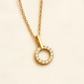 گردنبند زنانه طلایی طرح دایره نگیندار مینیمال