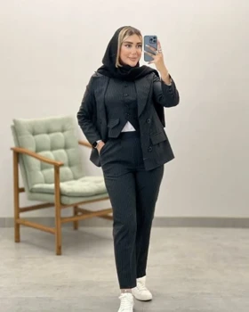 کت شلوار نسترن