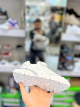 کفش کتانی راحتی روزمره اسپرت اسیکس Asics وارداتی