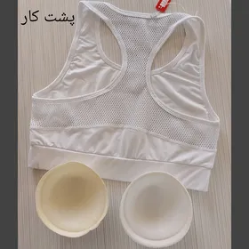 نیم‌تنه ورزشی زنانه پشت تور نایک