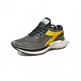 کتانی مناسب باشگاه دیادورا مشکی طلایی سفید