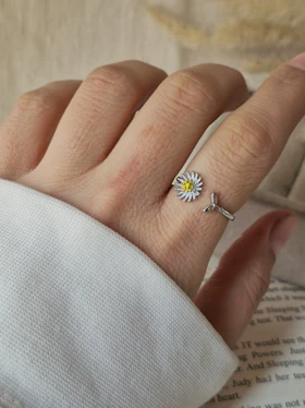 انگشتر گل بابونه و وال