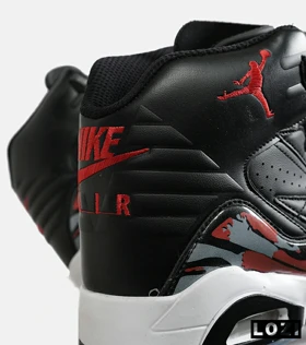 کفش کتانی ساق‌دار مردانه مشکی قرمز Nike air jordan 6
