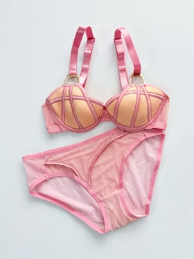 ست شورت و سوتین فنر دار نوار دوزی سگک دار