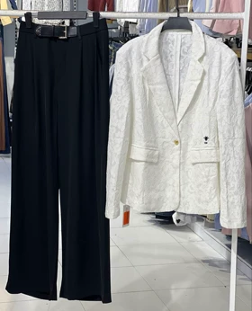 کت کریستین دیور گیپور