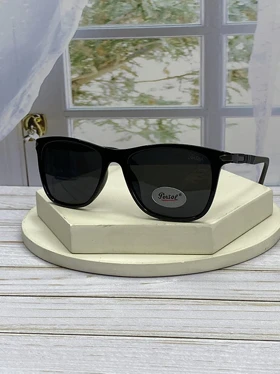 عینک آفتابی پرسول P6808 فریم کائوچو قهوه‌ای و عدسی پلی‌کربنات UV400 پلاریزه