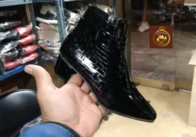 بوت مجلسی پاشنه‌دار زنانه ورنی