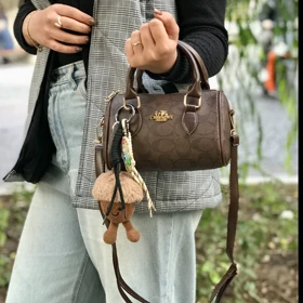 کیف زنانه Coach چارم بگ دار (کوچ) وارداتی کد 1597