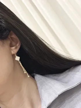 گوشواره آویز نگین‌دار