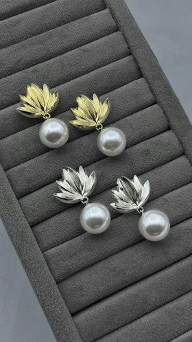 گوشواره برگ مرواریدی