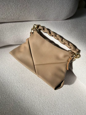 کیف مانیلا (نسکافه ای)