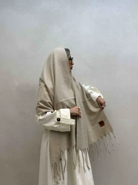 شال LOEWE