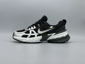 کتانی نایکی وی 2 کی ران مشکی طوسی نقره ای/Nike v2k