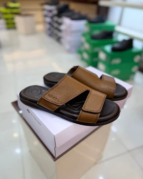 صندل چرم طبیعی