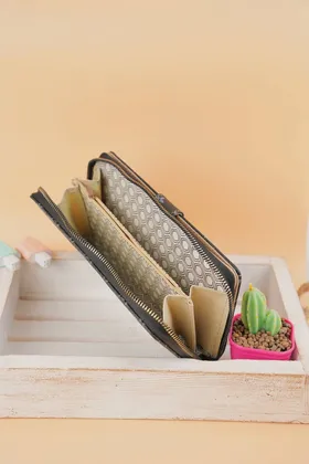 کیف پول زنانه