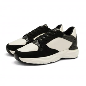 کفش راحتی زنانه مدل Stradivarius Sneakers - SKB85