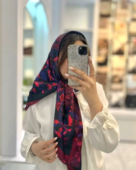 روسری کلاسیک ابریشم کد 647