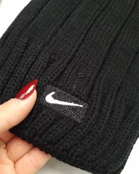 کلاه بافت مردانه دو لایه سیلکا طرح نایک مشکی