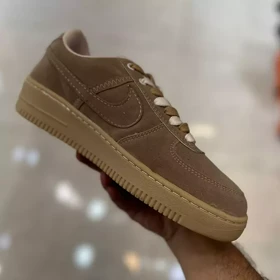 کفش اسپرت مردانه نایکی مدل ایر فورس Air force کیفیت عالی با کفی نرم رنگ خاکی
