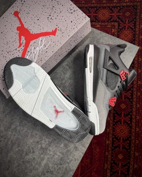 کتانی جردن فور