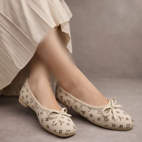 کفش ونس کالج پاپیونی کرمی طرح دار لویی ویتون