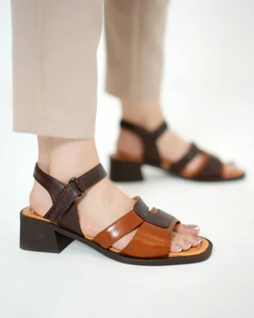 صندل تابستانه چرم طبیعی زنانه کد 445