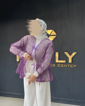 مانتو عروسکی