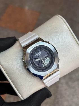 ساعت جی شاک زنانه GM-S2100 سیلور سفید