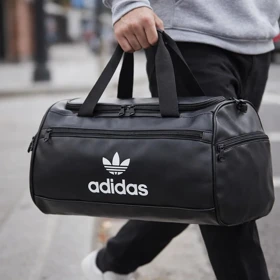 پکیج کفش ورزشی atila مشکی سفید + ساک ورزشی آدیداس مدل atila