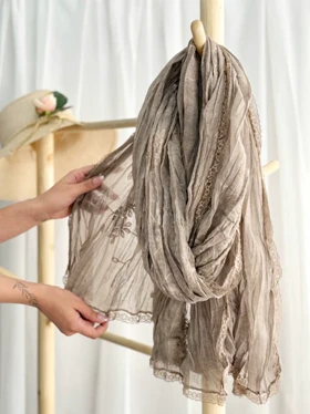 شال سنگشور خامه‌دوزی گل 20605